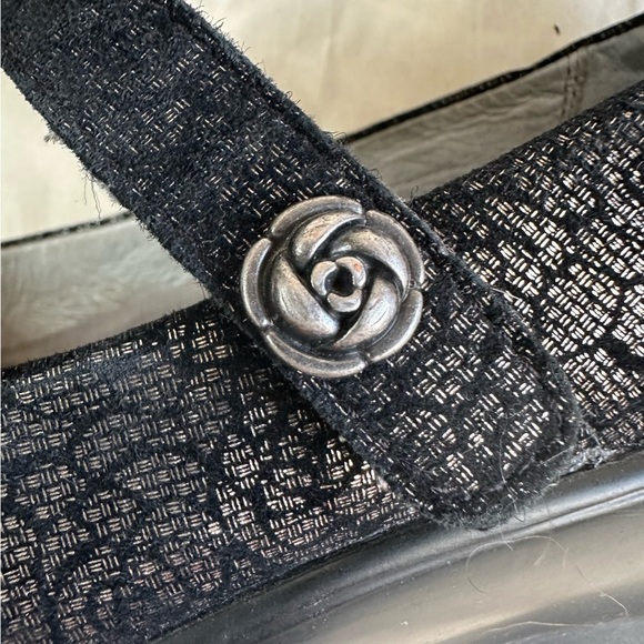 Alegria Women 10 Black Leather Whimsigoth Mary Janes Pewter Florette Rose Paloma - Picture 2 of 9